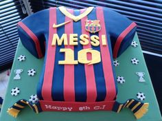 a cake made to look like a messi shirt with the number 10 on it