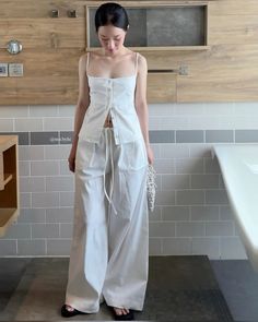 Stay Simple Stay True, Linen Pants Outfit, Mode Crochet, Top Outfit, Inspired Outfits, Looks Style, Casual Style Outfits, Cute Casual Outfits