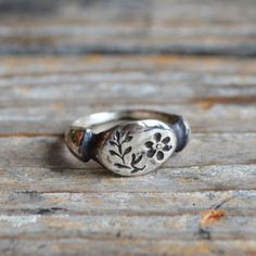 Recycled Metal Jewelry, Witch Ring, Botanical Ring, Pewter Ring, Hedge Witch, Ring Flower, Signet Rings, Bronze Ring, Silver Signet Ring