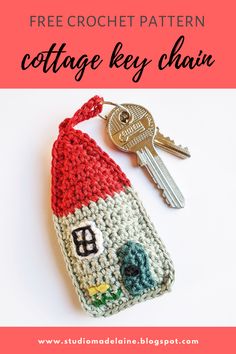 On the photo is a crocheted key chain that is shaped as a little house or cottage. The key chain is attached to a set of keys. Crochet House Keychain Free Pattern, Crocheted Key Rings Free Pattern, Crochet House Keychain, Crochet House Patterns Free, Crochet Key Cover Free Pattern, Crochet Housewarming Gift, Crochet Key Chains Free Pattern, Crochet Key Ring, Crochet House Decor