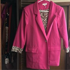 Brand New, Never Worn. Super Cute Blazer With Cheetah Detail On Cuffs And A Cheetah Lining. Functional Pockets In Front Pink Party Outerwear With Pockets, Trendy Pink Blazer With Pockets, Duster Dress, Leopard Print Blazer, Cute Blazers, Black White Blazer, Plus Size Blazer, Yellow Blazer, Tan Blazer