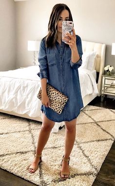 Denim Shirt Dress Outfit Fall, Denim Dress With Tennis Shoes, Blue Jean Dress Outfit Summer, Jean Dress Styling, Short Jean Dress Outfit, Denim Dress Outfit Spring, Jean Dress Outfit Summer, Blue Jean Dress Outfit, Day Dresses Casual Summer