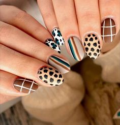 Rodeo Nails, Nail Polish Ideas, Nail Aesthetic, Trends Nails, Western Nails, Country Nails, Cow Nails, Hippie Nails