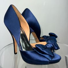 Size 7 Navy Blue Satin Peep Toe Style Double Fluff Bow On Toe Heel Height: 4” Inches 3/4 Brand New Never Worn (Only Tried On) Original Retail: $235 #Badgleymischka #Heels #Pumps #Peeptoe #Navy Blue Open Toe Wedding Shoes For Formal Occasions, Formal Blue Open Toe Wedding Shoes, Blue Wedding Shoes With 4-inch Heel For Evening, Blue Fitted Heels For Gala, Chic Blue Wedding Shoes For Evening, Elegant Blue Wedding Shoes For Evening, Fitted Blue Wedding Shoes For Party, Braided Cornrow Hairstyles, Badgley Mischka Shoes