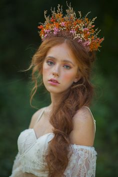 Natural Bridal Hair, Crown For Bride, Baby Breath Flower Crown, Frida Style, Bridal Flower Headband, Bridal Hair Wreath, Bridal Floral Crown, Pink Flower Crown, Autumn Hair