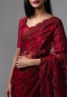 Red Saree Look, Burgundy Saree, Saree Tamil, Indian Fits, Saree Material, Net Blouse, Lace Saree, Indian Designer Sarees, Female Dress