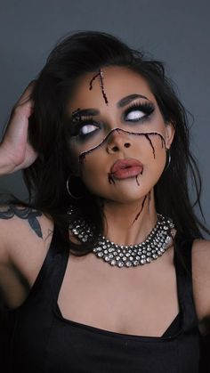 Baddie Halloween Makeup Scary, Women’s Zombie Costume, Mehron Makeup Looks, Clutter Tattoo, Half Zombie Face Makeup, Dead Cowgirl Makeup, Beat Up Makeup Halloween, Scary Mouth Makeup, Scary Ghost Makeup