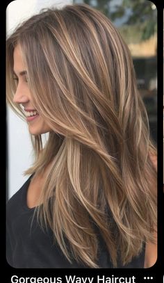 Hair Layers On Straight Hair, Straight Hair Colors Ideas, Short Layered Haircuts With Long Hair, Womens Hair Colour, Long Haircut Layers Wavy, Best Hair Color For Fine Hair, Short Layers On Long Hair Straight, Hair Color Ideas For Long Straight Hair, Medium Long Hair With Layers Straight