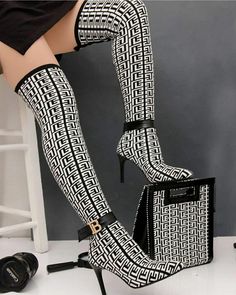 Armani Store, Pretty Boots, A Prom Dress, Prom Queen, Cute Shoes Heels, Shoes Hack, Fancy Shoes, Girly Shoes, Shoe Company