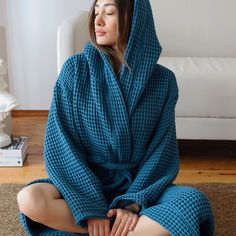 Indulge in luxurious comfort with our Elegant Cotton Waffle Robe for Women. Made with a soft weave and featuring a thick hood, this housecoat is perfect for relaxing at home or at the spa. With a convenient pocket and unisex design, it's the perfect addition to your self-care routine. Available in a warm indigo blue color. 🧣FEATURES AND MATERIAL: Vivamaison kimono beach robe is made of 100% Turkish cotton 2 fabric material. This cotton robe has become breathable, antiperspirant and durable than Robe For Women, Personalized Robe, Unique Bridesmaid, Men's Robes, Spa Party, Antiperspirant, Womens Robes, Waffle Weave, Indigo Blue