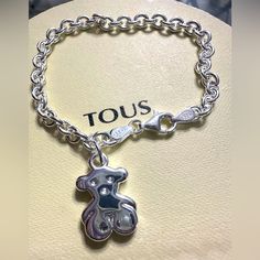 Hermosa Pulsera De Plata Tous. Brand New. Bracelets Outfit, Pandora Bracelet Designs, Tous Jewelry, Pandora Bracelet, Bracelet Designs, Womens Jewelry Bracelets, Full Service, Women Jewelry, Fast Delivery