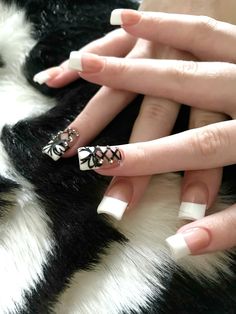 Y2k tattoos bows nails skulls Skull Nails Short, White French Tip With Black Bow, Pierced Nail Designs, White And Black Acrylics, Plain Black And White Nails, White Emo Nails, Nail Inspo Alternative, 2014 Nails Tumblr, Drain Gang Nails