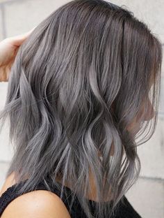 Ash Gray Hair, Brown Hair With Silver Highlights, Makeup Silver, Ashy Hair, Gray Hair Color, Grey Makeup, Golden Brown Hair, Silver Grey Hair