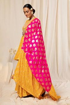 Shop for Masaba Yellow Crepe Triangular Flower Sharara Set for Women Online at Aza Fashions Gold Anarkali Sharara With Meenakari Details, Gold Sharara With Meenakari Work, Gold Sharara With Meenakari Details, Semi-stitched Gold Anarkali Set With Meenakari, Designer Gold Choli With Meenakari, Gold Sharara With Meenakari For Navratri, Unstitched Gold Lehenga With Meenakari Detail, Unstitched Gold Lehenga With Meenakari, Anarkali Sharara With Meenakari In Traditional Drape