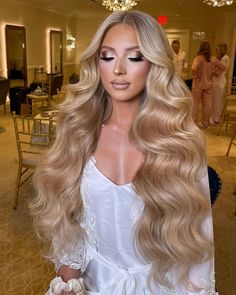 Super Long Hair Wedding Styles, Extra Long Wedding Hair, Bridal Makeup For Blonde Hair, Voluminous Wedding Hair, Big Bridal Hair, Blonde Bridal Hair, For Wedding Hairstyles, Glam Bride Makeup, Blonde Wedding Hair