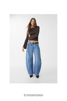 Mid-rise jeans with front pockets. Back patch pockets. Front zip fly and metal button fastening. Womens Trouser Jeans, Balloon Jeans, Mid Rise Jeans, Trouser Jeans, Metal Buttons, Fit Jeans, Jeans Fit, Romania, Lei