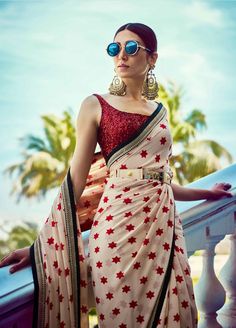 Sabyasachi Sabyasachi Sarees Price, Sabyasachi Blouse, Sabyasachi Saree, Sabyasachi Sarees, Wedding Sari, Saree Trends, Elegant Saree, Wedding Saree, Stylish Sarees