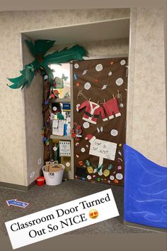 the classroom door turned out so nice