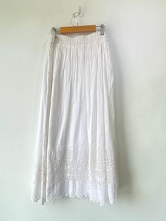 Ulla Johnson White Lace Skirt! Cottage-core CORE! Has an elastic waistband and is fully lined. Made in India. 100% cotton, dry clean only. Marked a size 2, fits like a S/M. In excellent condition! Approx. Measurements: Waist: 30" Length: 33" Flowy Cotton Maxi Skirt For Day Out, Cotton Pleated Maxi Skirt For Daywear, Cotton Maxi Skirt With Elastic Waistband For Daywear, Cotton Maxi Skirt For Day Out, Cotton Pleated Maxi Skirt For Day Out, Casual Cotton Maxi Skirt For Daywear, Cotton Lined Maxi Skirt For Daywear, White Cotton Pleated Maxi Skirt, Cotton Flowy Skirt For Daywear