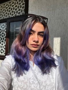 Boho ethnic look Indian Dyed Hair, Noodle Hair, Ash Balayage, Hidden Hair Color, Hair Color For Brown Skin, Blue Ombre Hair, Temporary Hair Dye, Dip Dye Hair, Girl Hair Colors