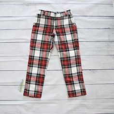 SHIPPING UPGRADES: https://www.etsy.com/shop/OsEstorninhos?ref=seller-platform-mcnav&section_id=36655397 Boy pants - Boys plaid pants with pockets - 65% polyester, 35% viscose - 100% cotton lining - Elastic on the back of the waistband [ Sizes ] Please check the measurements I use to make the pieces on the listing photos. Any questions please contact me. [ Shipping ] All items in my store are handmade. Most items are shipped after production. Please check production/processing time on the li Blue Sailor Dress, Family Christmas Pictures Outfits, Girls Sailor Dress, Christmas Pictures Outfits, Dress Pants Outfits, Pictures Outfits, Tartan Pants, Plaid Dress Pants, Boys Plaid