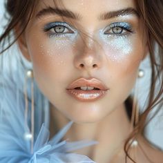 Elsa Makeup, Iridescent Makeup, Angel Makeup, Gyaru Makeup, Copper And Pink, Summer Makeup Looks, Dreamy Photography, Fairy Makeup, Elf Makeup