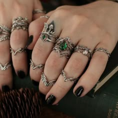 Witch Rings Aesthetic, Bohemian Rings Aesthetic, Green Rings Aesthetic, Mystic Rings, Mystic Outfits, Rings Combination, Ring Combos, Styling Rings, Silver Ring Stack