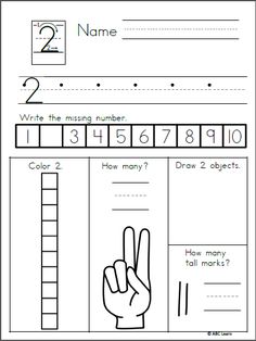 a printable worksheet for the number 3 with hand and numbers on it