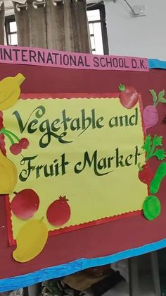 a sign that says vegetable and fruit market