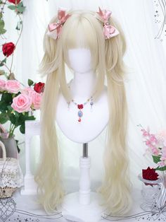 Elevate your look with this stunning light blonde synthetic wig. The short length adds a touch of playfulness, while the two long ponytail claw clips allow for versatile styling options. Whether you're going for a Lolita-inspired look or simply want to add a kawaii twist to your ensemble, this wig is the perfect choice.   Please note that this product includes the wig and two ponytail claw clips only.  Garment Size   	 		 			Size 			Free Size 		 		 			Hair Length 			20-25/70-75 Magician Oc, Kawaii Clips, Low Pigtails, Pigtail Wig, Cherry Hearts, Oc Reference, Long Ponytail, Life Edit, Kawaii Wigs