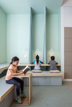 Interior Window Trim, Tiered Seating, City School, Interior Design Institute, Interior Design School, New York School, Studios Architecture, Design School