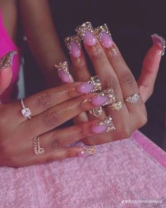 Hard Nails, Duck Nails, Nails Design With Rhinestones, French Tip Acrylic Nails, Girly Acrylic Nails, Colored Acrylic Nails, Really Cute Nails, Short Square Acrylic Nails, Acrylic Nails Coffin Pink