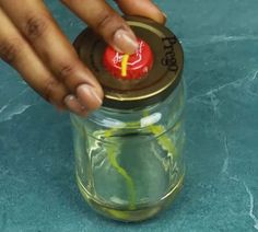 How to Make Emergency Candle At Home Crisco Candle, Survival Projects, Survival Stuff, Camping Hacks Diy