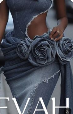 Ruched Skirt Outfit, Mermaid Beach Wedding, Modest Prom Dress, Modest Prom, Denim Inspiration, Mermaid Beach, Denim Ideas, Dresses Modest