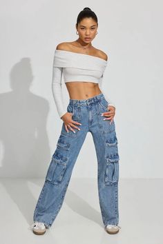 Cargo Jeans Outfit Women, Cargo Jeans Women, Cargo Pants Denim, Cargo Jeans Outfit, Cargo Pants Jeans, Denim Cargos, Blue Cargo Pants, Jeans Outfit Women, Denim Cargo Pants