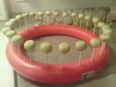 Pool noodle cake pops stand. This is GENIUS. Pool Noodle Ideas, Noodle Ideas, Noodle Crafts, Cake Pop Stand, Noodles Ideas, Cake Pop Displays, Pool Noodle Crafts, Cake Pop Stands