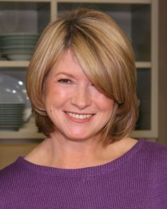 The Martha Stewart Look Book: Hairstyles Beehive Hair, Warm Blonde, Medium Short Hair, Cool Blonde, Hair With Bangs, Athletic Hairstyles, Curly Bob Hairstyles