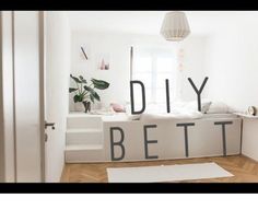 a white room with the words diy bett on it