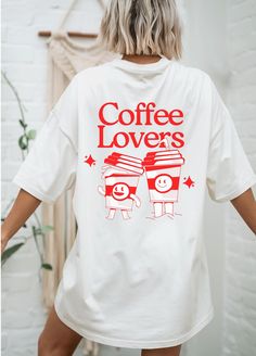 Stylish coffee shirt - your perfect companion for coffee lovers! Discover the ultimate coffee shirt, designed for passionate coffee drinkers and style conscious people! This trendy shirt is made of high-quality cotton and offers the highest level of comfort. With its charming print and gorgeous color selection, it is the ideal gift for any coffee lover. Whether you wear it while relaxing at home, meeting friends in a café or in the office - this shirt will definitely be a topic of conversation! Coffee T Shirt, Bridal Shirts, Coffee Club, Meeting Friends, Coffee Shirt, Club T Shirt, Coffee Tshirt, Meet Friends, Coffee Drinkers