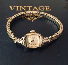 Highest quality antique/ vintage Luxury of all time  ⚜️🔱⚜️🔱⚜️🔱⚜️🔱⚜️ ** Longinees - 10k white gold diamonds  bracelets watch ⚜️Winds and sets well , timekeeping Good.  🧸Oiled & Serviced !  ⚜️10k  solid gold case and diamonds 🧸Genuine Diamonds  ⚜️Signed Movement, dial , case , buckle 🧸100% original antique  ⚜️Cosmetic condition: Top- 95%new (minty )  🧸 Dail - perfect , no marks  ⚜️ fit all size wrist-expandable band Extremely RARE! 《Collection grade》True Anquite to be collected  Case size 18mm-20mm including winding button. *ship by ParcelForce worldwide* with no extra cost 🍀Note: For the nature of vintage and antique watches over more than 50 years , we will check before shipment for 12 hours, make sure the watch is running as described , if it's not working , we will cancel the or Luxury Antique Jewelry And Watches For Women, Luxury Antique Business Watches, Luxury Classic Jewelry And Watches With Manual Winding, Luxury Antique Analog Watches, Luxury Vintage Engraved Jewelry And Watches, Adjustable Vintage Watch Accessories, Cheap Vintage Formal Watch, Luxury Vintage Watch With Date Indicator, Antique Watches Women