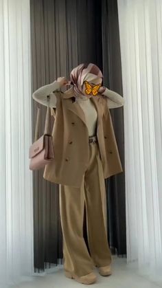 Outfits For Hijab, Hijabista Fashion, Muslim Fashion Hijab Outfits, Fashion Top Outfits, Mode Abaya, Muslim Fashion Hijab