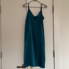 Urban Outfitters Urban Renewal Buttery, Silky Slip Never Worn Tags Attached Size Small Midi Length Turquoise Blue Urban Outfitters Green V-neck Dress, Green V-neck Dress By Urban Outfitters, Urban Outfitters Blue Midi Dress, Urban Outfitters Blue Midi Length Dress, Blue Urban Outfitters Dress For Date Night, Blue Dress From Urban Outfitters For Date Night, Green V-neck Dress From Urban Outfitters, Urban Outfitters Green Dress For Party, Urban Renewal