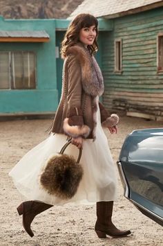 Women's Shearling Coats | Overland Luxury Sleeveless Sheepskin Outerwear, Cowboy Style Women, Grunge Cowgirl, Coat Aesthetic, Fuzzy Mohair Sweater, Fur Outfit, Sheepskin Coat, Metallic Skirt, Shearling Coat