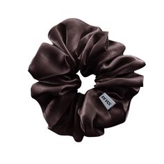 Protect your gorgeous locks: Our pure silk handmade scrunchies prevent frizz, kinks, and breakage, making them ideal for everyday use.  The benefits of 22 momme Mulberry Silk: Silk's natural soft fibers minimize friction, reducing split ends and frizziness. The high density of silk retains your hair's natural oils and treatments, making it perfect for sleek buns and wash days.  Grade 6A silk quality: We use the highest quality and eco-friendly Grade 6A silk, ensuring a long-lasting scrunchie tha Silk Hair Scrunchies, Sleek Buns, Brown Scrunchie Aesthetic, Brown Scrunchie, Scrunchies Black, Brown Silk Scrunchie, Natural Hair Oils, Sleek Bun, Silk Headband