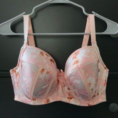 Last Chancedonating Majority Of Inventory, Bundle For Huge Discounts! Nwot Gorgeous Pastel Pink Floral Print Bra. Fully Lined And Full Coverage Size: 34g Brand: Parfait Brand New Lane Bryant Bras, Front Zip Sports Bra, Floral Bra, Printed Bras, Black Lace Bra, Sleep Wear, Pink Floral Print, Black Bralette, Support Bras