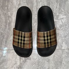 Good Condition. Burberry Slippers, Burberry Black, Burberry Shoes, Black Tan, Black And Tan, Slide Sandals, Burberry, Slippers, Sandals