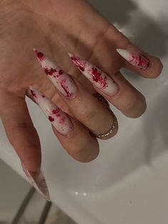 Red Splatter Nails, Nail Gothic Ideas, Stilleto Acrylics, Fang Nails, Jason Nails, Blood Splatter Nails, Nails Horror, Halloween Nails Spooky, Ongles Goth