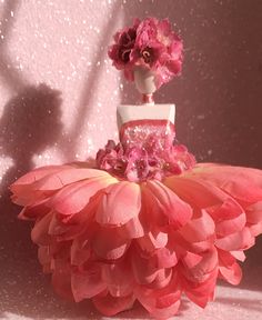 Flower Fashion Design, Flower Fairy Costume, Flower Petal Dress, Petal Dress, Tissue Paper Flowers Diy, Flower Costume, Perfect Sisters, Fairy Dresses, Fairy Clothes