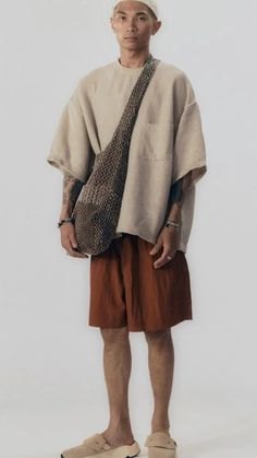 Bald Fashion, Male Runway, Bohemian Outfit Men, Dune Aesthetic, Aesthetic Outfit Men, Boho Men Style, Desert Outfit, Menswear Details, Girlfriend Shirt