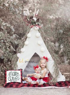 Christmas mini teepee session! Photography by Breanna Leigh Xmas Photoshoot, Outdoor Christmas Photos, Christmas Tree Farm Photo Shoot, Christmas Mini Shoot, Christmas Tree Farm Photos, Christmas Photo Props, Xmas Pictures